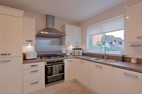 47 Balcastle Crescent, Carluke, ML8 4LG