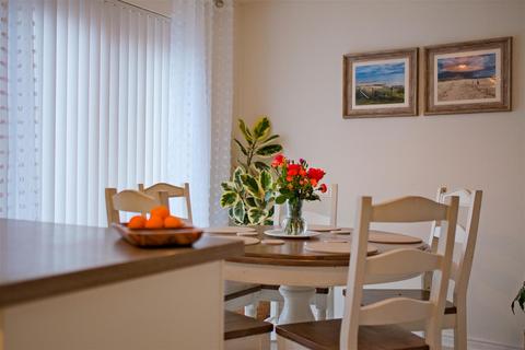 47 Balcastle Crescent, Carluke, ML8 4LG