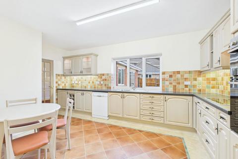 9 The Poplars, Burscough, Ormskirk, L40 7XG