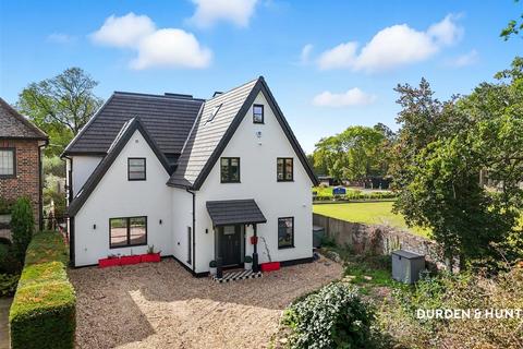 undefined, The Warren Drive, Wanstead E11