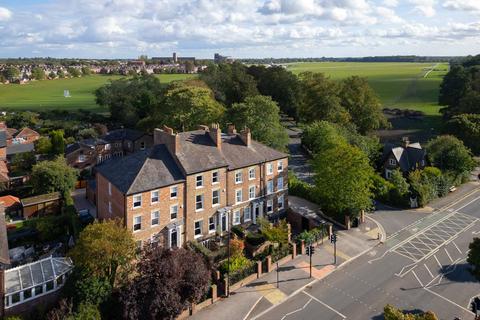 5 bedroom terraced house for sale, Mount Vale, York, North Yorkshire, YO24