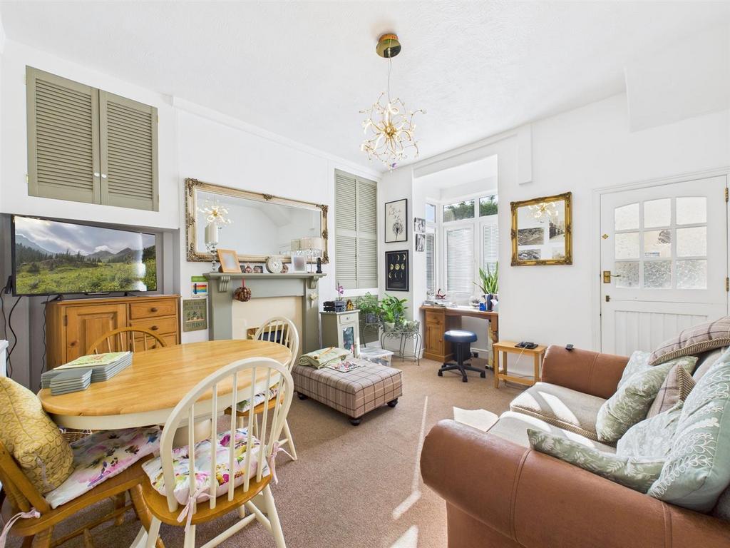 Sitting room:
