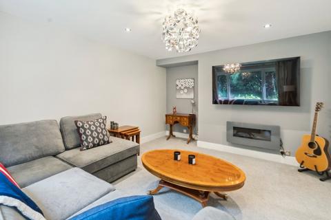 undefined, Oxford Road, Buckinghamshire SL7