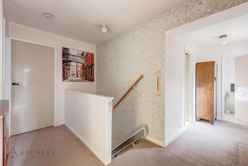 14 Den Bank Close(Interior)-14.jpg