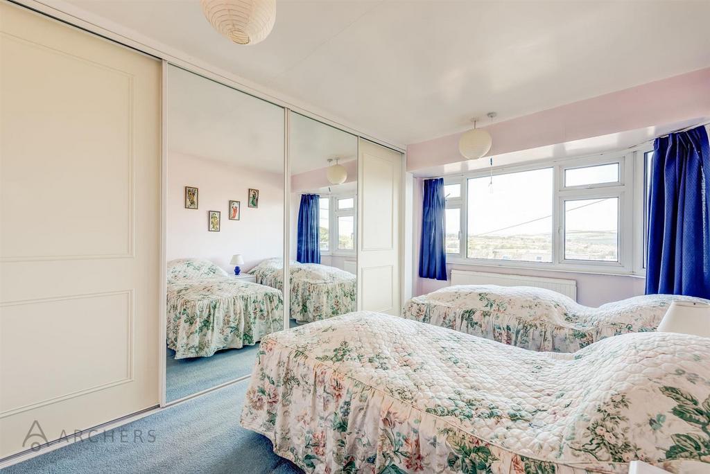 14 Den Bank Close(Interior)-16.jpg