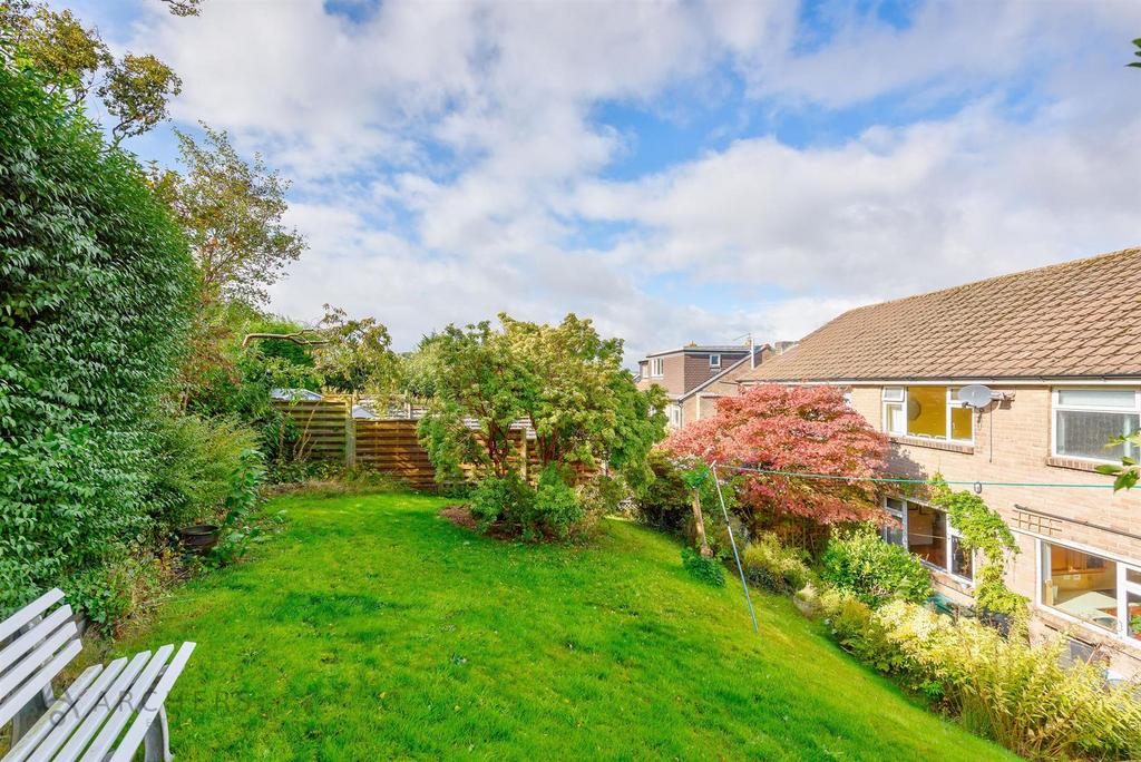 14 Den Bank Close(Exterior)-7.jpg