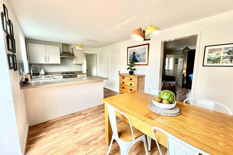 30 Avocet Close, Hornsea, HU18 1LG