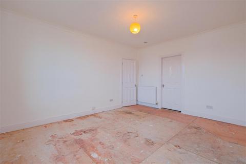 23 Queens Crescent, Chapelhall, Airdrie, ML6 8SS