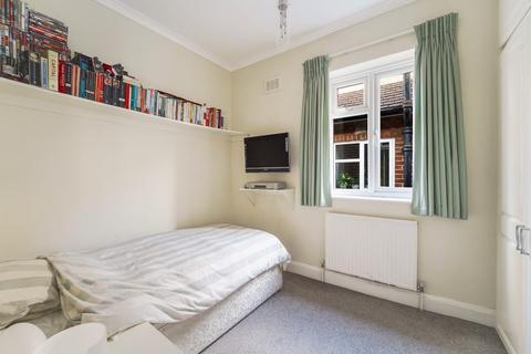 1 The Drive, Epsom, KT19 0AR