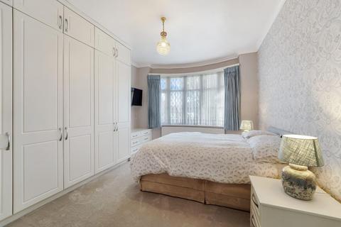 1 The Drive, Epsom, KT19 0AR