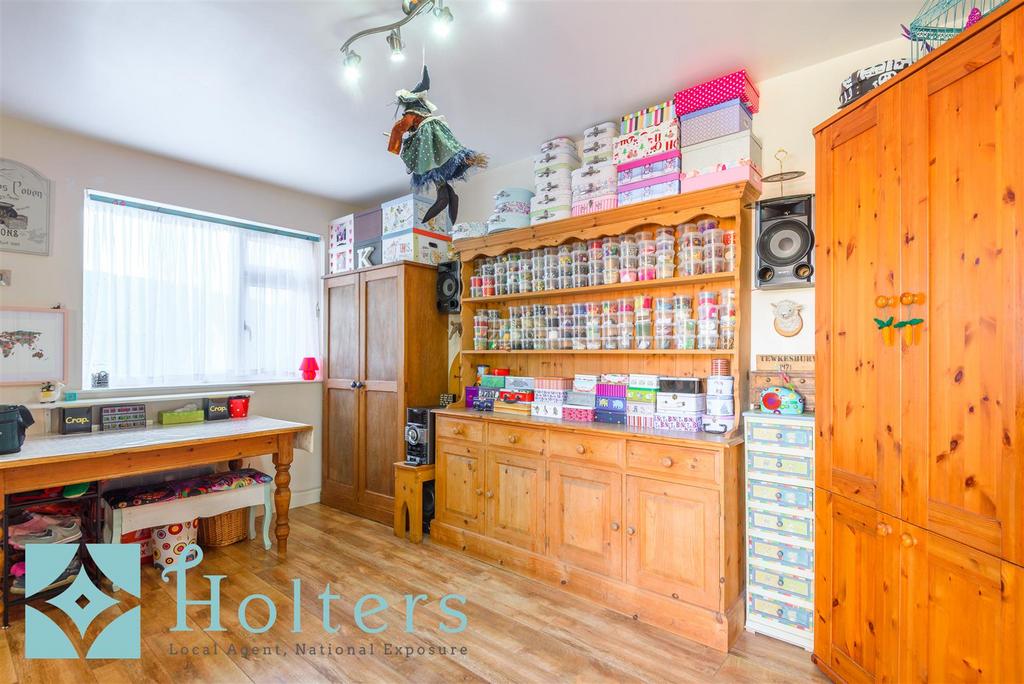 23 Underhill Crescent, Knighton-27.jpg