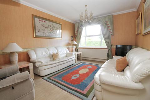 2 bedroom flat for sale, Park Hill Road, Wallington SM6