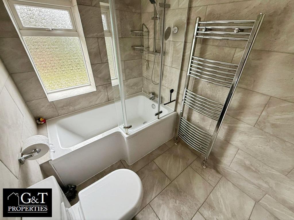 Family bathroom