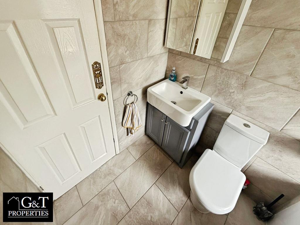 Family bathroom