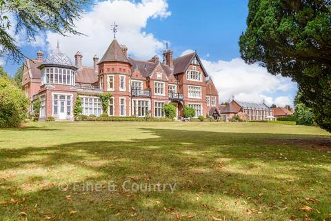 2 bedroom flat for sale, North Frith Park, Tonbridge TN11