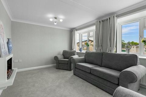 undefined, Barnet