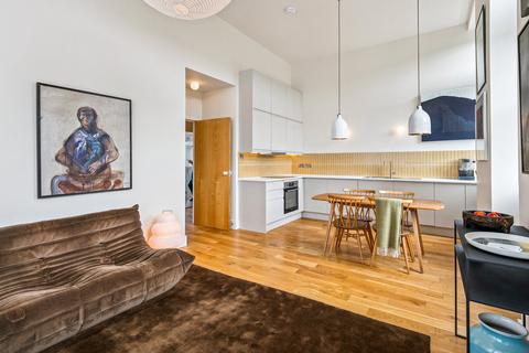 20/2 Mill Lane, Edinburgh, EH6 6TJ