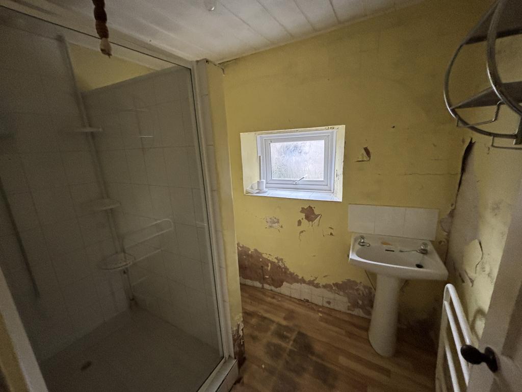 Ground floor shower room