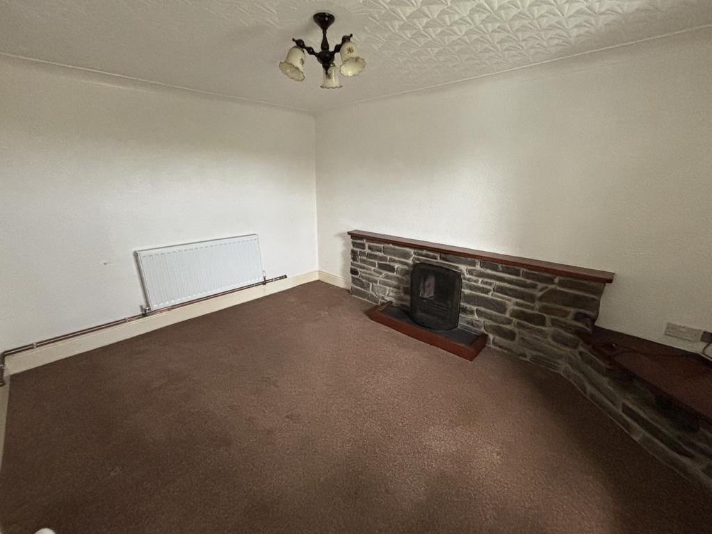 Separate sitting room