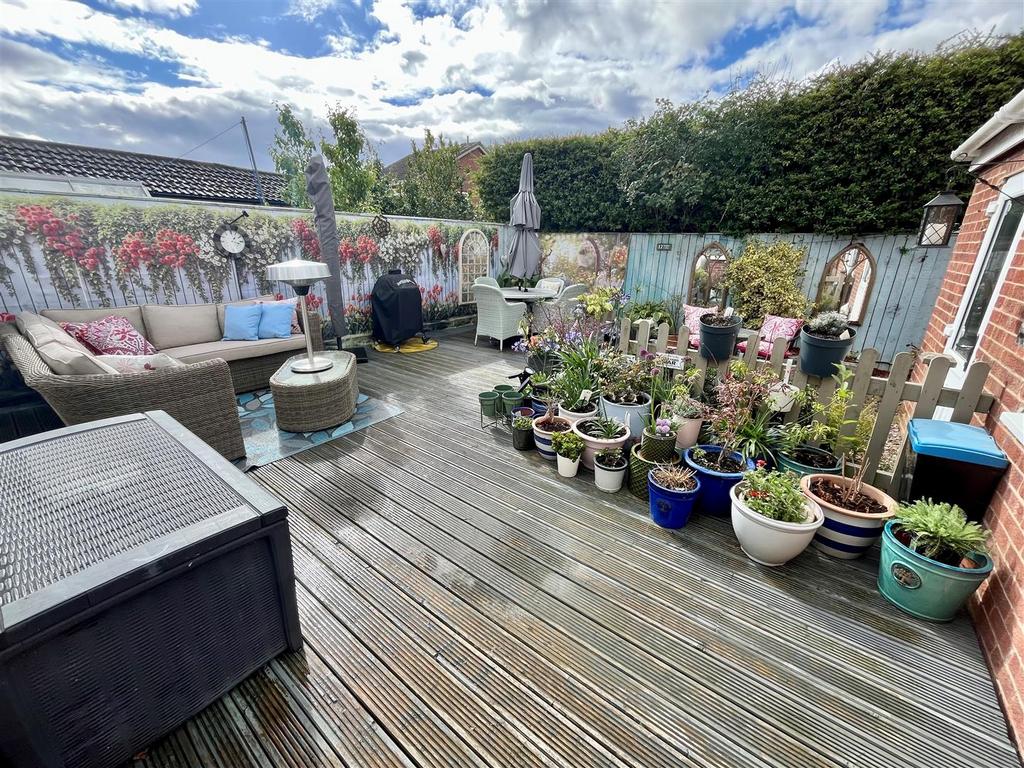 Rear Garden - image one.jpg