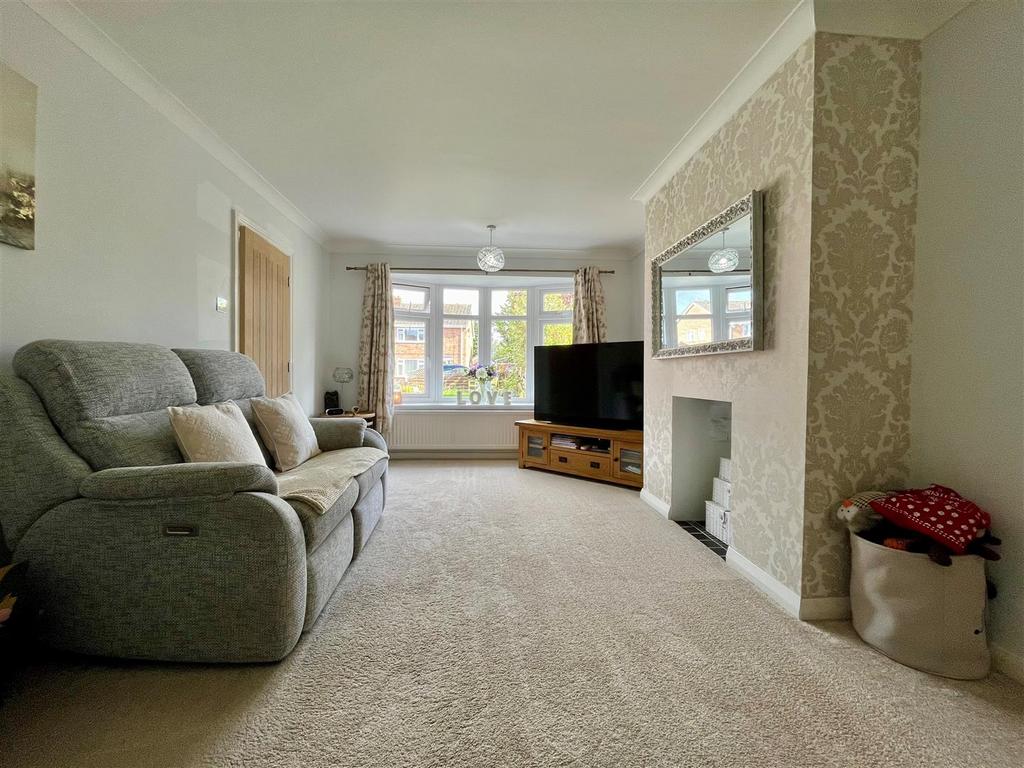 Lounge - image two.jpg