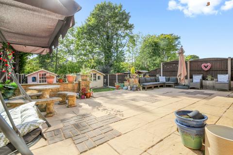 3 bedroom semi-detached house for sale, Regal Drive, Windle, WA10