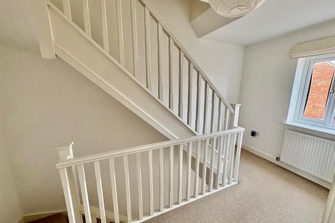 82 Albert Crescent, Hampton Vale, Peterborough, PE7 8NP
