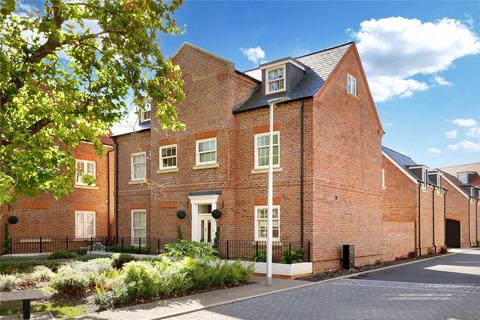 Uttley Lane, Wilton Park, Beaconsfield, Buckinghamshire, HP9