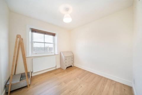2 bedroom apartment for sale, Wellington Gardens, Charlton, London, SE7