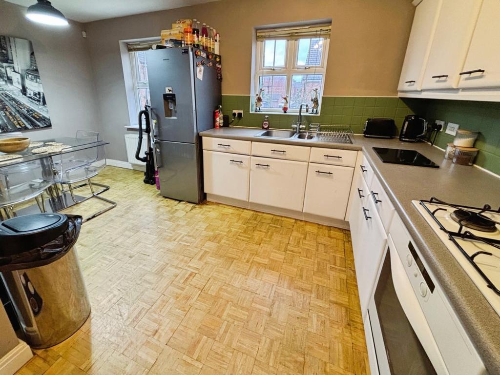 Pbox-kitchen-337748.jpeg