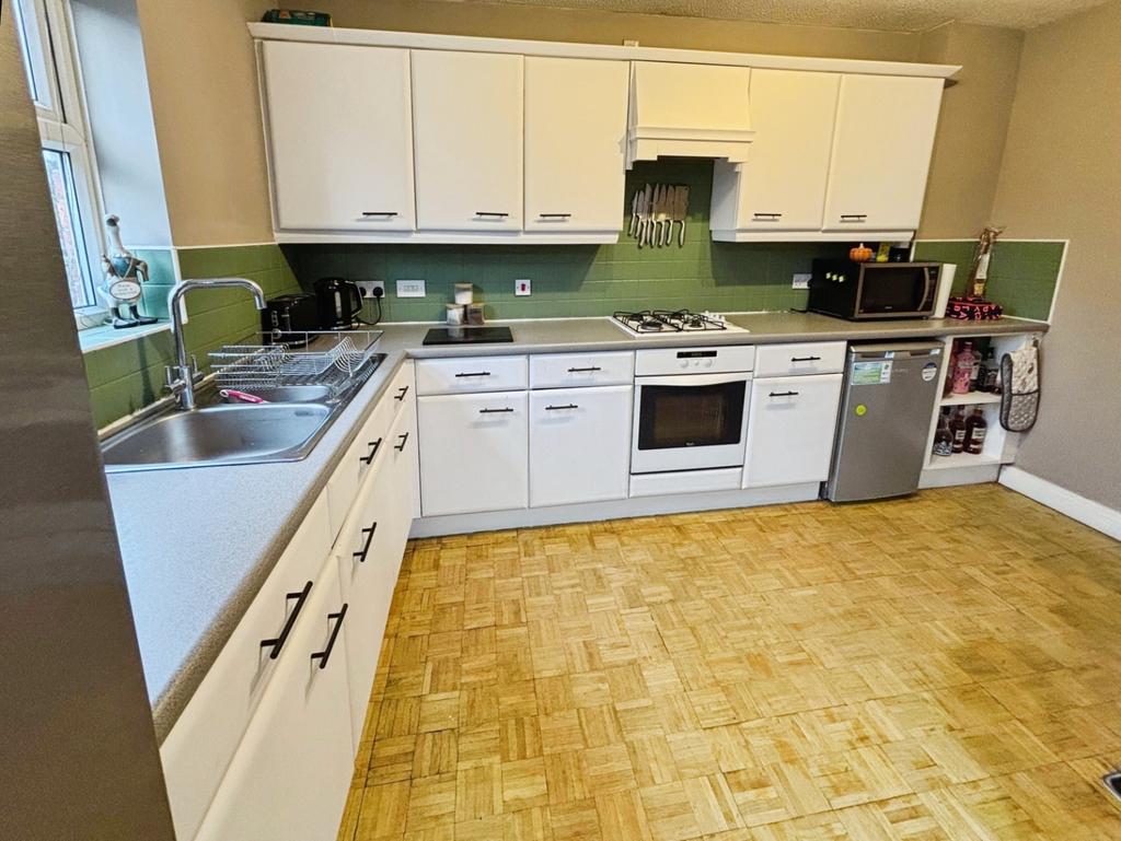 Pbox-kitchen-337748.jpeg