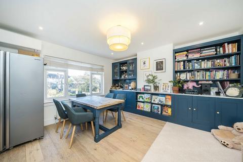 2 bedroom flat for sale, Cedar Grove, London W5