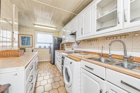 3 bedroom flat for sale, Little Dimocks, London, SW12