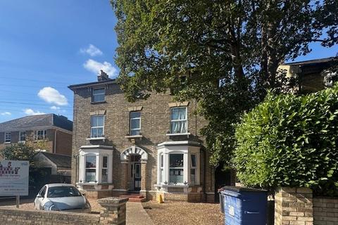 undefined, Linden Road, Bedford MK40
