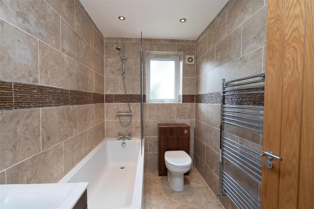 A7 R1802.jpg