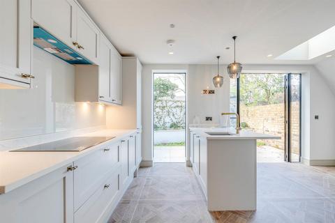 3 bedroom flat for sale, Fulham Park Gardens, London