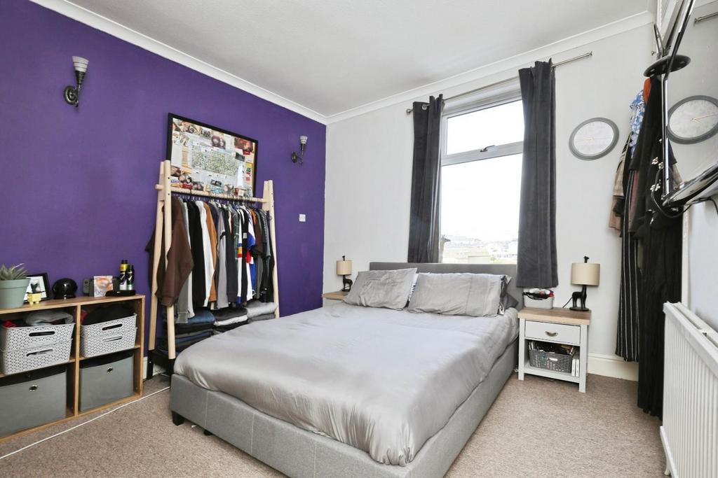 Bedroom no.1
