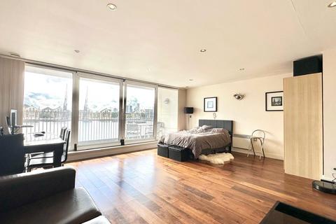 2 bedroom apartment for sale, Western Gateway, London E16