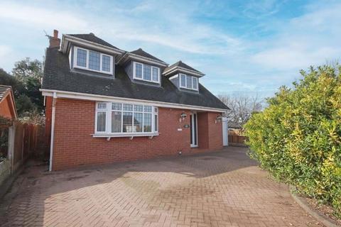 Radnor Drive, Churchtown, Southport, Merseyside, PR9 9QF