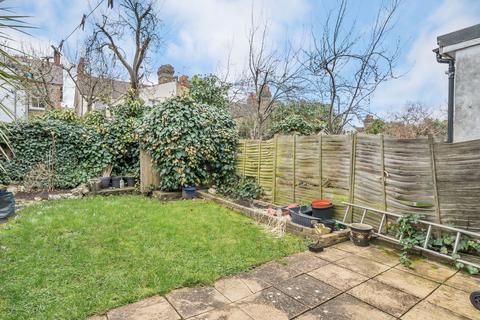 3 bedroom terraced house for sale, Fairlawn Avenue, London, N2
