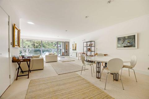2 bedroom apartment for sale, Century Court, Montpellier Grove, Cheltenham, Gloucestershire, GL50