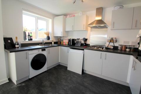 4 bedroom semi-detached house for sale, Dobson Street, North Shields, Tyne and Wear, NE29