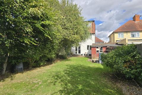 5 bedroom semi-detached house for sale, Sandiland Road, The Headlands, NN3 2QB