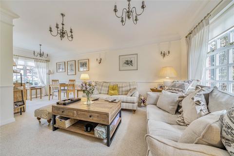 3 bedroom retirement property for sale, Whybrow Gardens, Castle Village, Berkhamsted, Hertfordshire, HP4