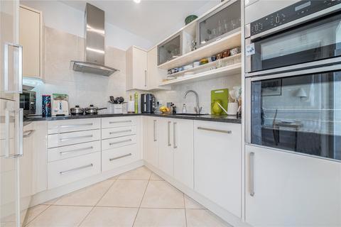 3 bedroom retirement property for sale, Whybrow Gardens, Castle Village, Berkhamsted, Hertfordshire, HP4