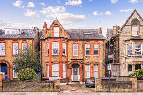 1 bedroom flat for sale, Bedford Hill, London SW12