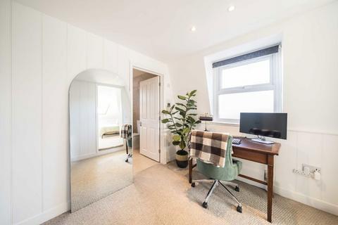 7a Waldron Road, London, SW18 3TB