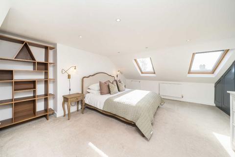 7a Waldron Road, London, SW18 3TB