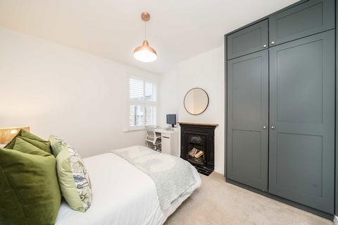 7a Waldron Road, London, SW18 3TB