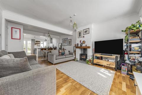 undefined, East Crescent, Windsor